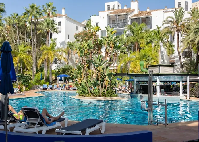 Sf Luxury - Jardines De Golondrinas *