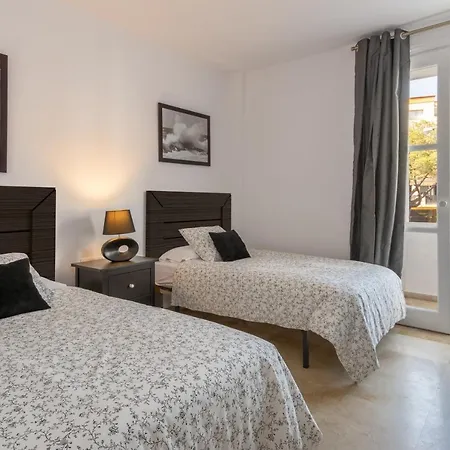 Sf Luxury - Jardines De Golondrinas *